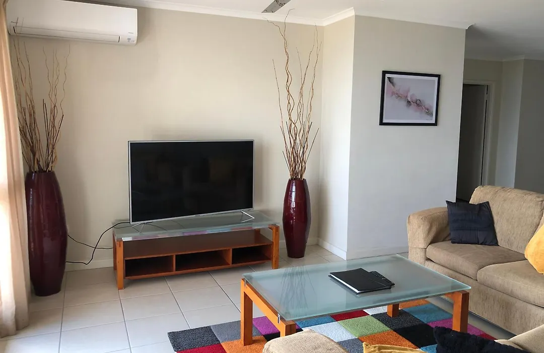 Coral Towers Holiday Suites-1