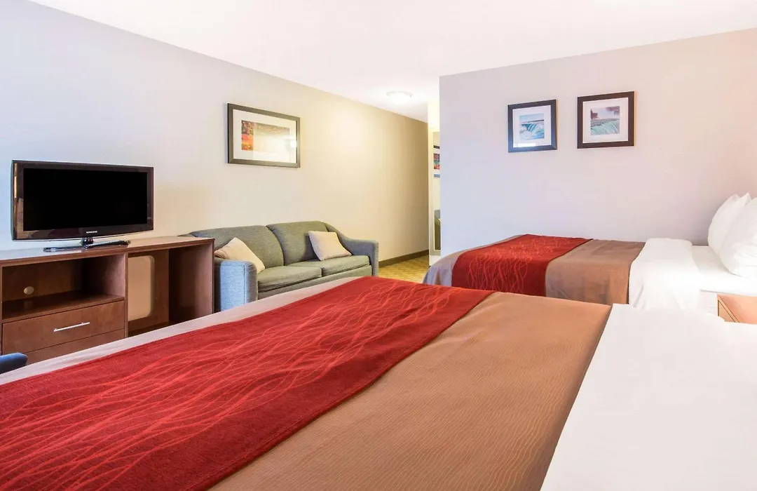 Comfort Inn Fallsview-1