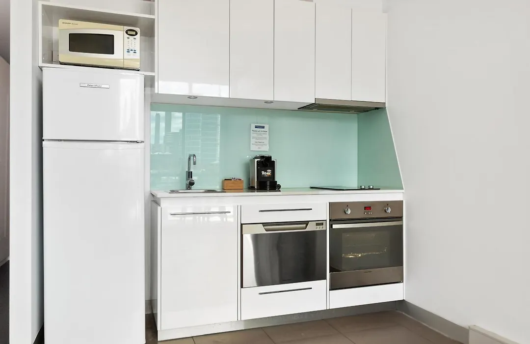 City Harbour Apartments-1