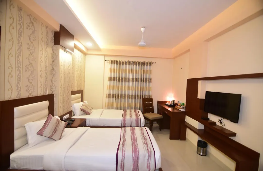 Hotel Varanasi Inn-1