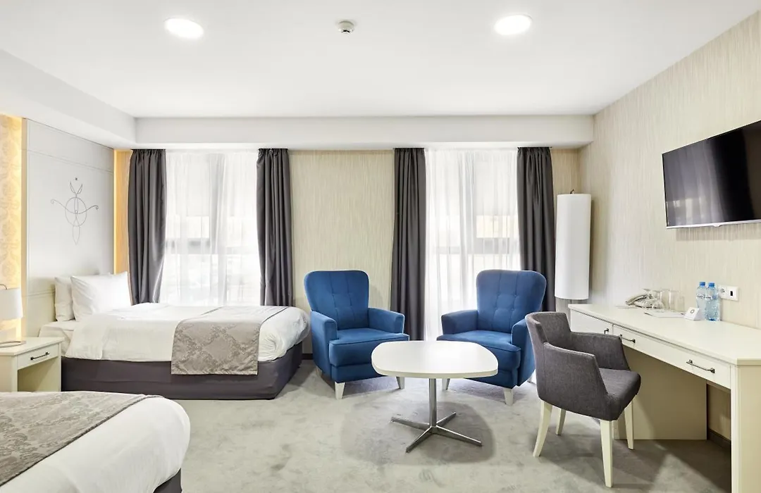 Gallery Palace Hotel-1
