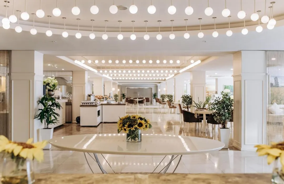 Qafqaz Sahil Hotel Baku-1