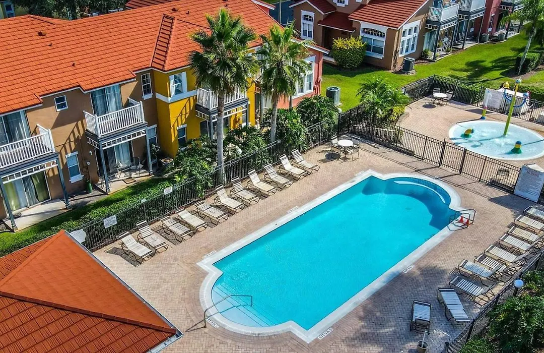 Breeze Vacation Townhome At Lake Berkley Resort-1