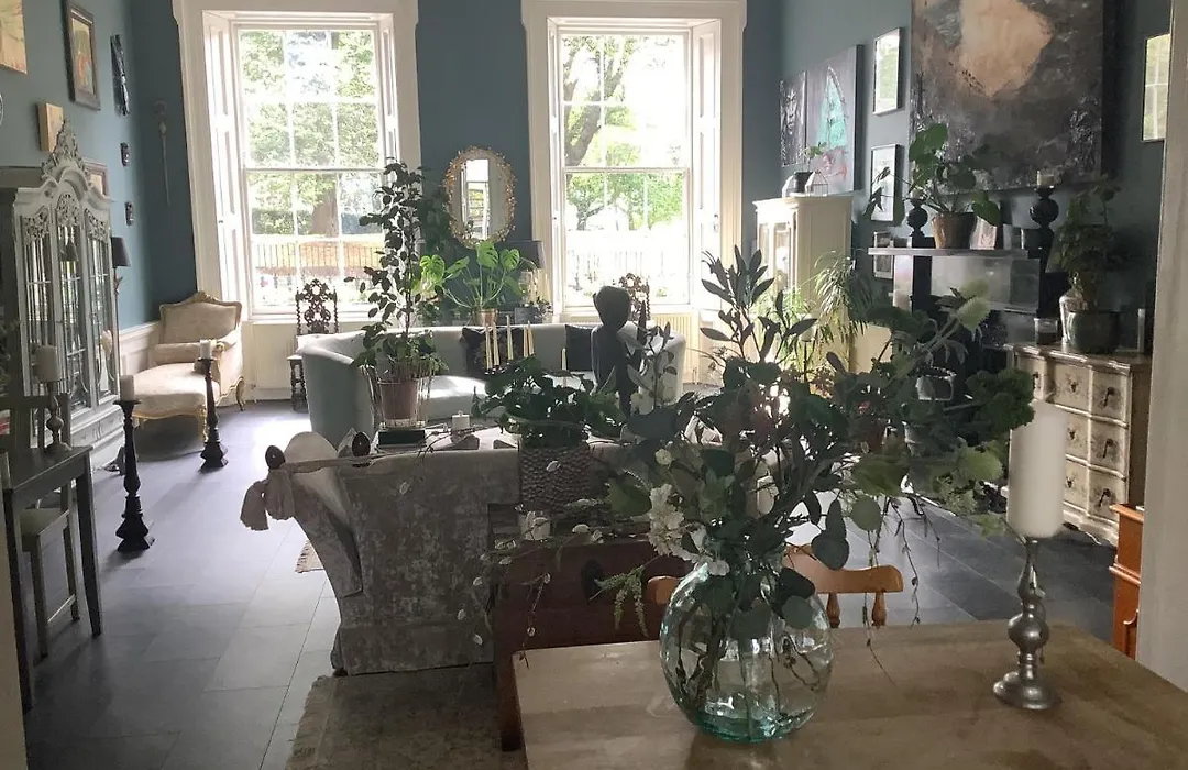 A Room In The City - West-1