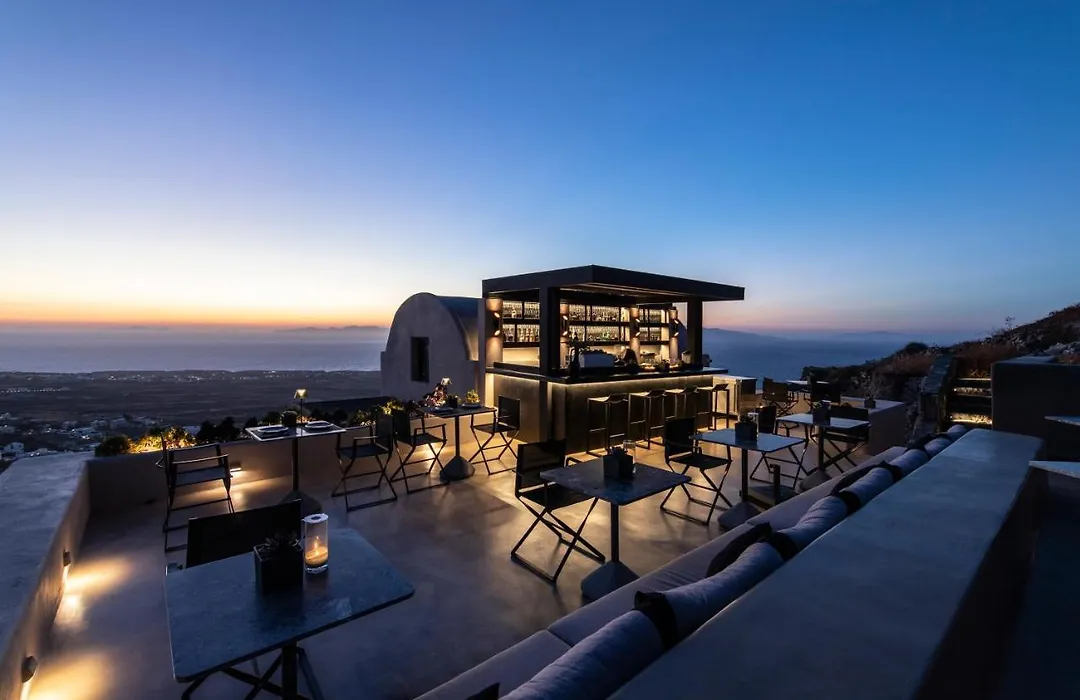 Nimbus Santorini-1