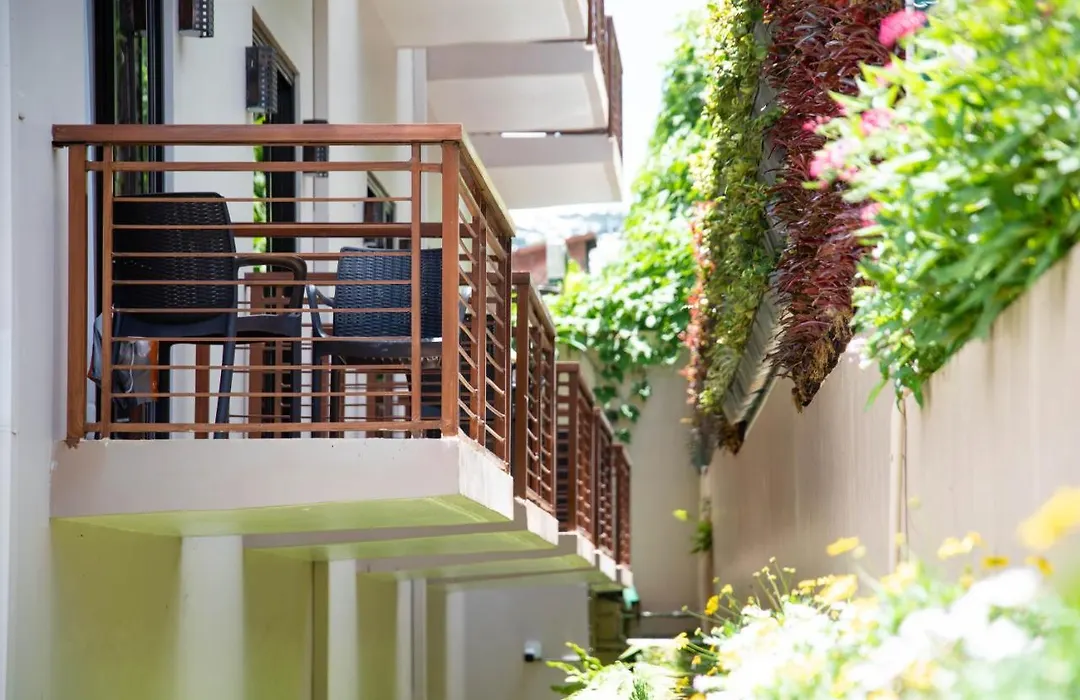 Giraffe Boutique Hotel-1
