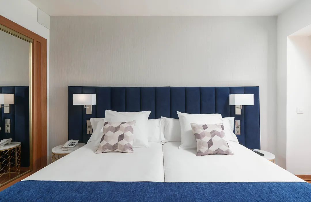 Hotel Costa Malaga - Adults Recommended - By Pierre & Vacances-1
