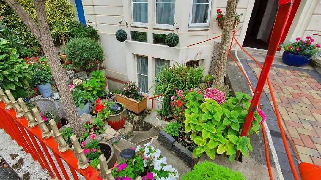Corbiere Guest House-1