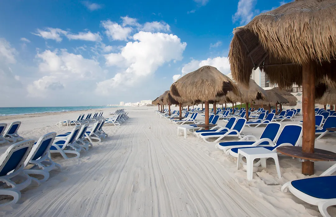 Seadust Cancun Beach Resort-1