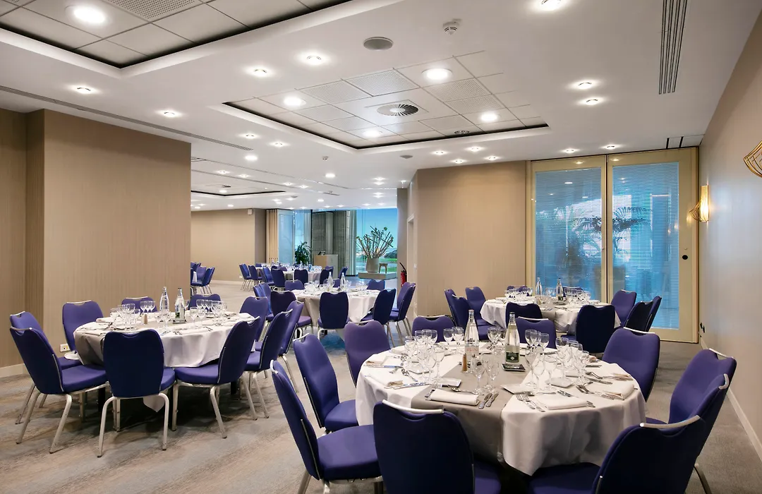 Radisson Blu Hotel Nice-1