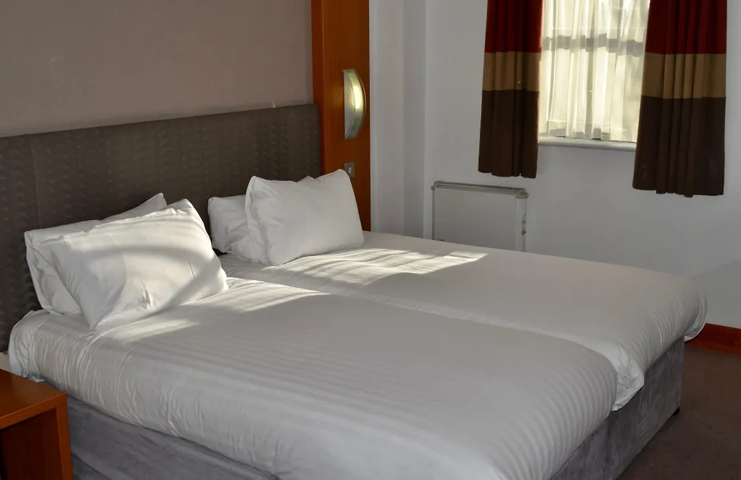 Holiday Inn Manchester - Central Park, An Ihg Hotel-1