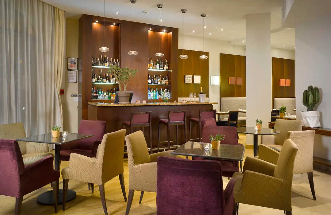 Miiro Le Grand Hotel Cayre-1