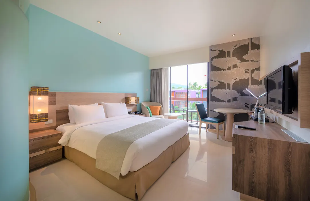Holiday Inn Express Phuket Patong Beach Central By Ihg-1