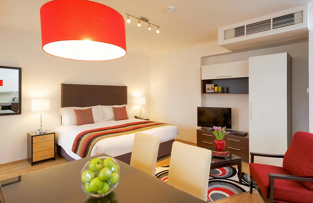 Escala Hotel & Suites-1