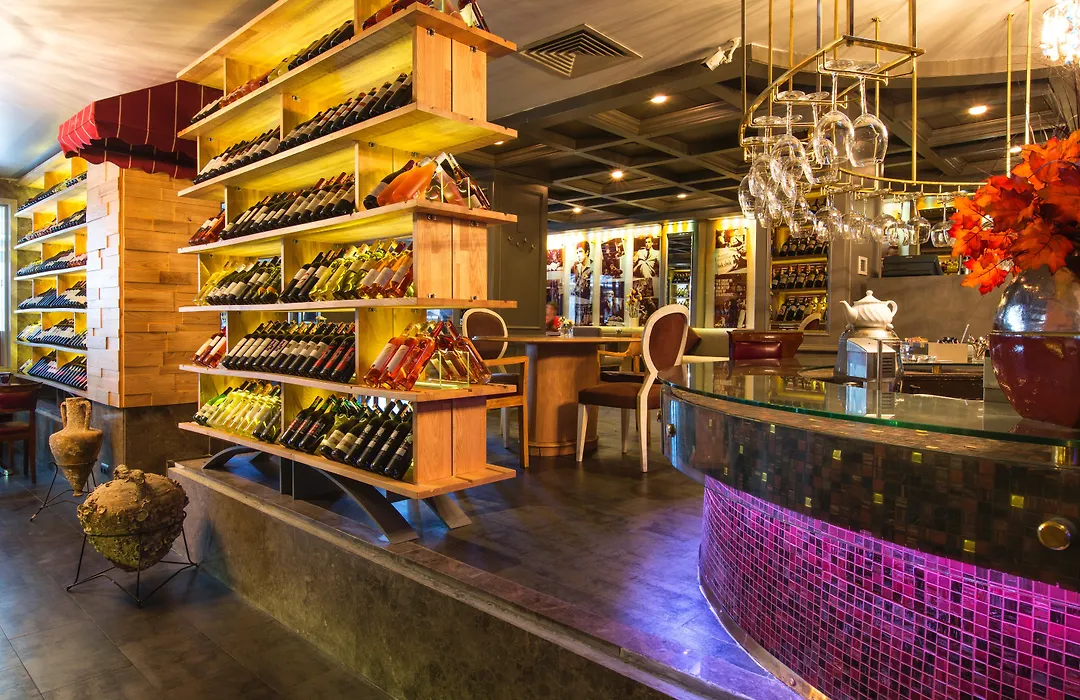 Ramada By Wyndham Istanbul Pera-1