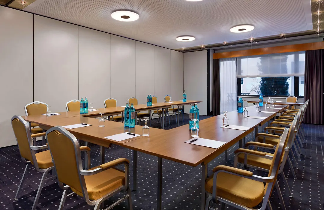 Hotel Savigny Frankfurt City-1