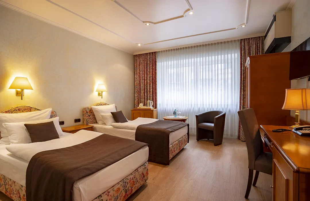 Villa Westend Hotel An Der Messe-1