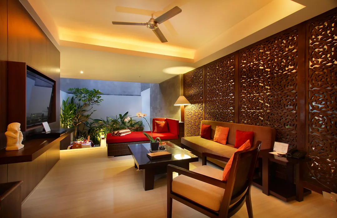 Villa Kayu Raja-1