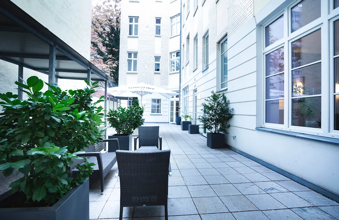 Garner Hotel Berlin - Checkpoint Charlie By Ihg-1