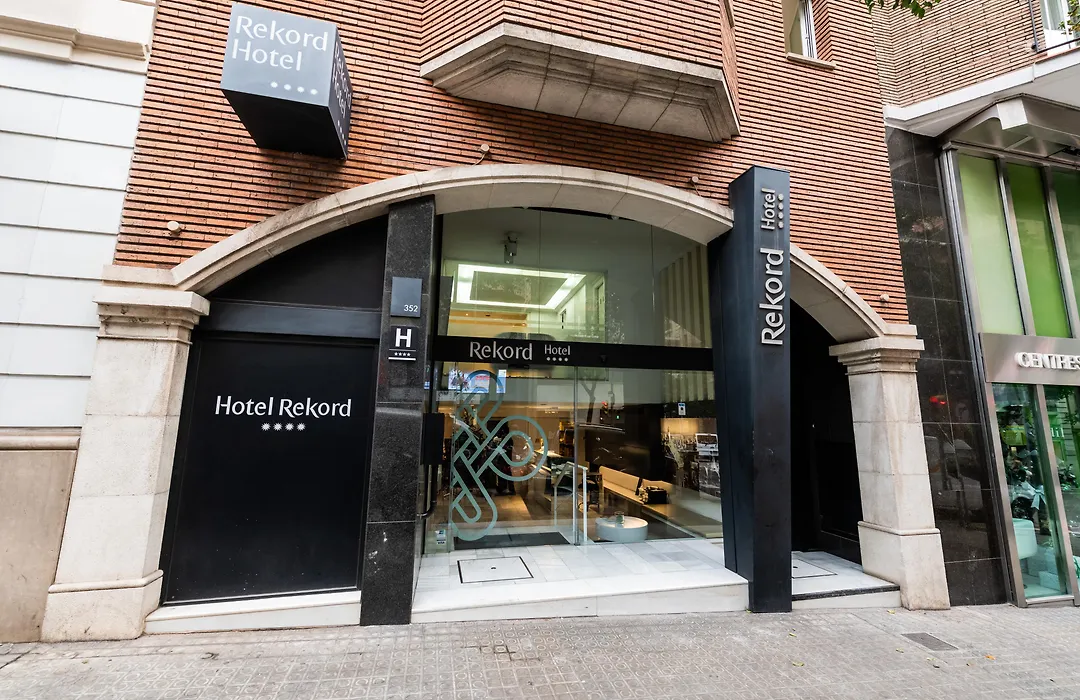 Atenea Rekord Suites Barcelona-1