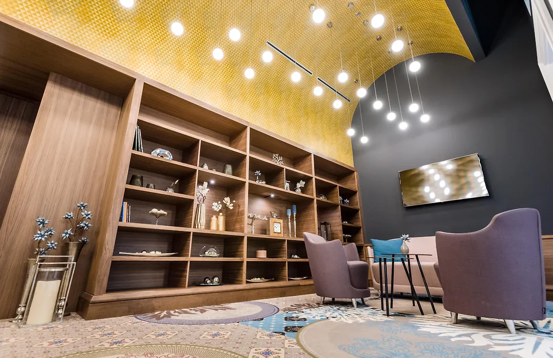 Hotel Moments Budapest By Continental Group-1