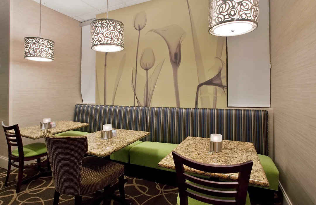 Doubletree By Hilton Raleigh Midtown, Nc-1
