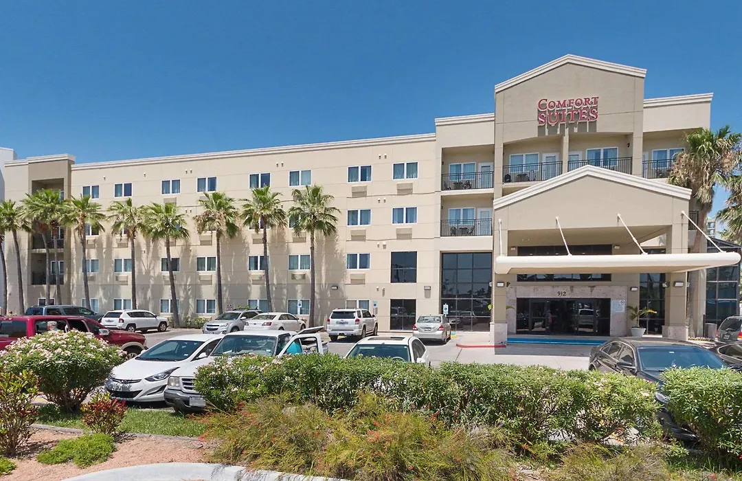 Comfort Suites Beachside-1