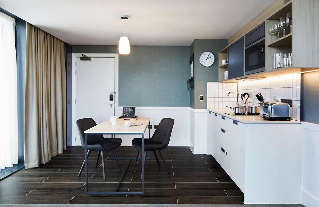 Hyatt House Manchester - Aparthotel-1