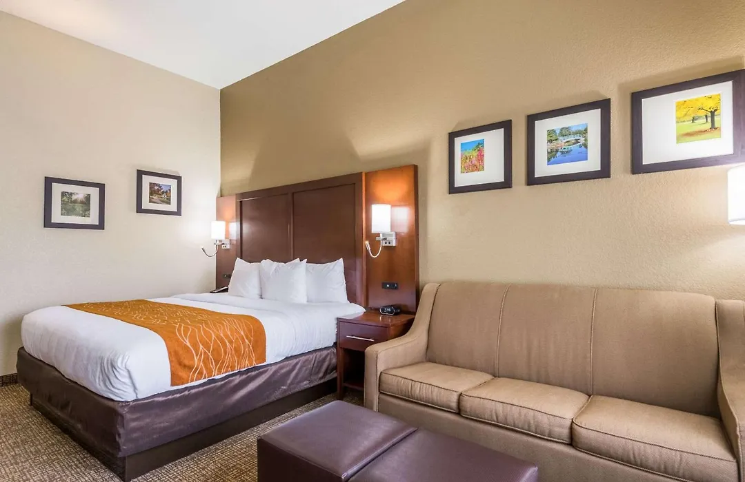Comfort Inn & Suites Dayton North-1