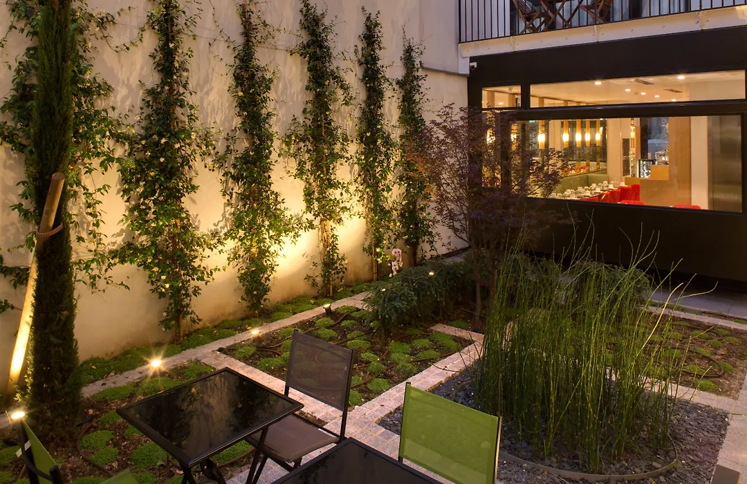 Jardins De Mademoiselle Hotel & Spa-1
