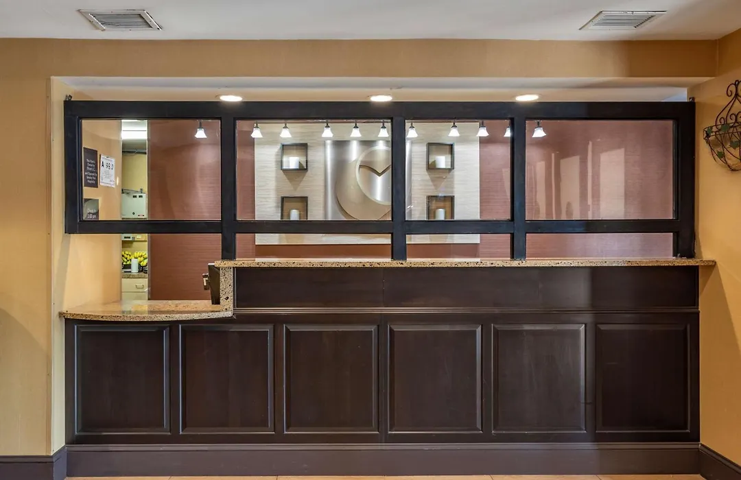 Comfort Inn Biltmore West-1