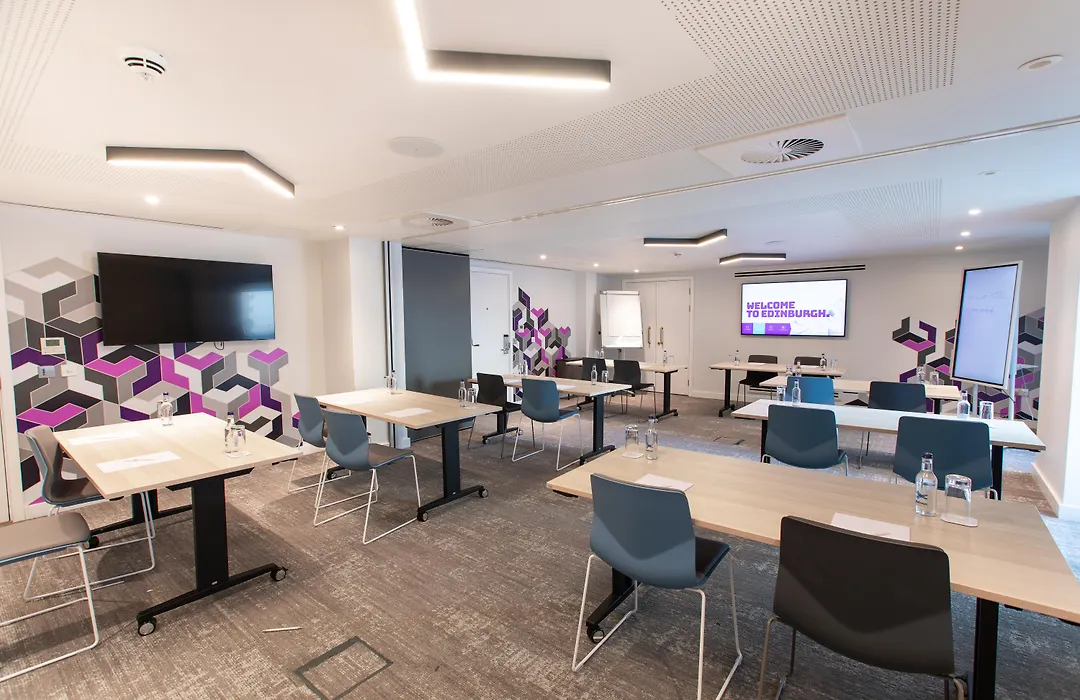 Yotel Edinburgh-1