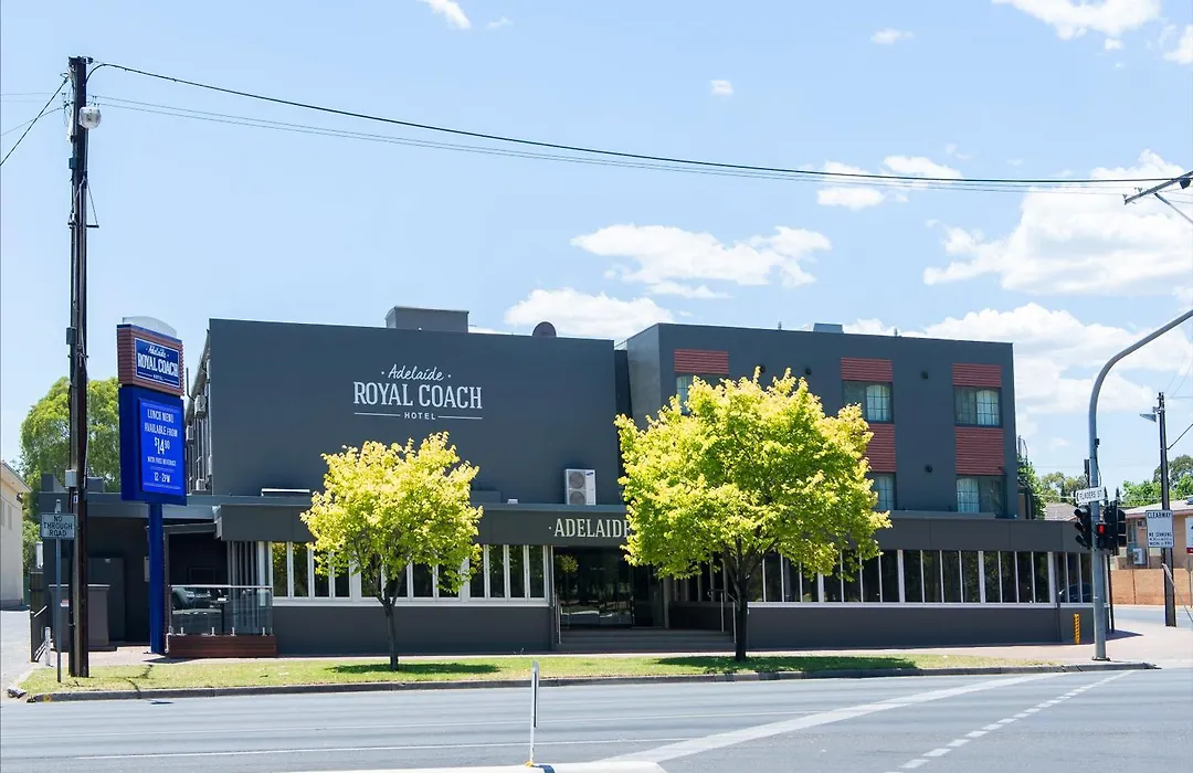 Adelaide Royal Coach-1