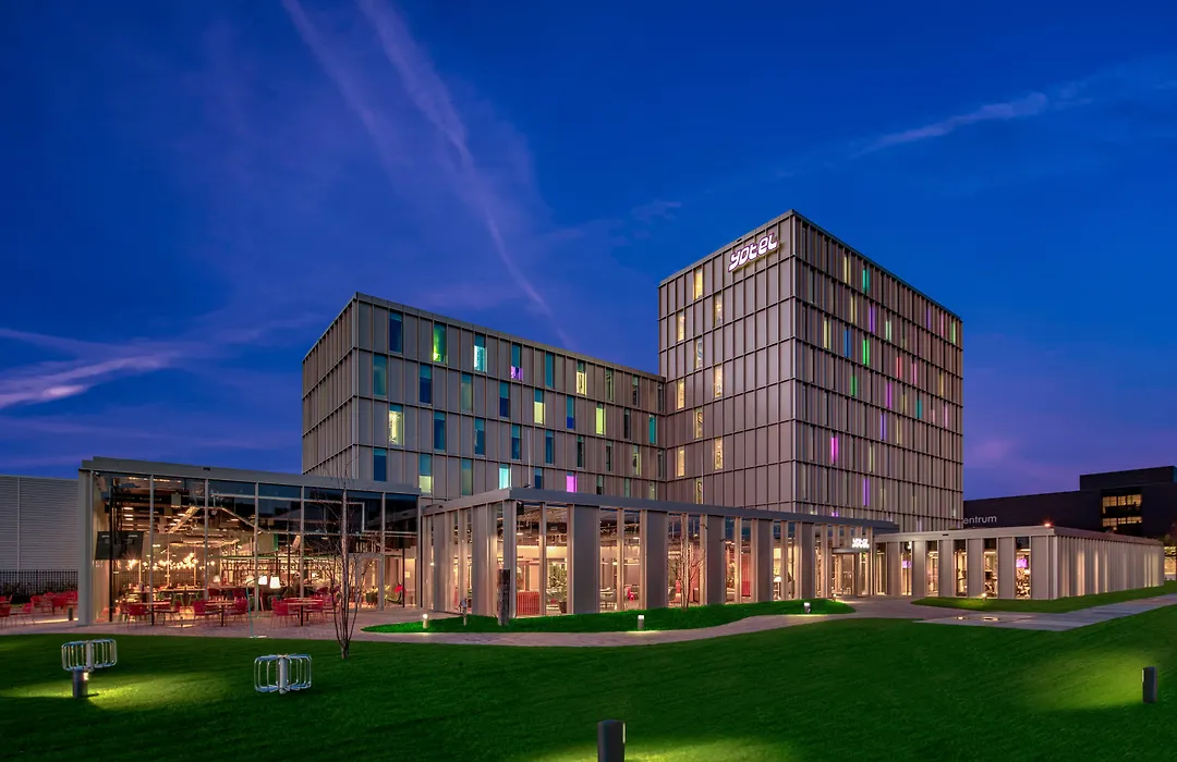 Yotel Amsterdam-1