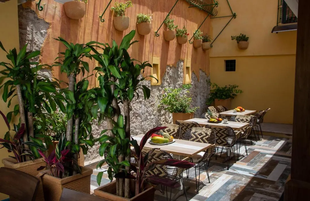 Casa Lorenza Hotel-1