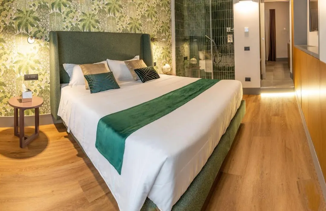 Castel Sant'Angelo Luxury Rooms & Tour-1