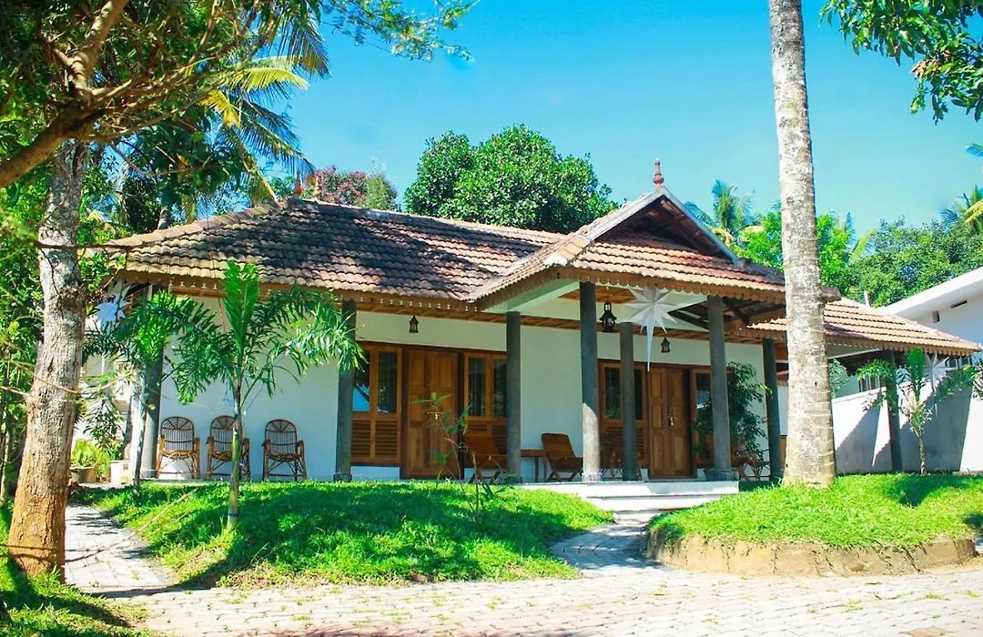 Green Court Cottages-1