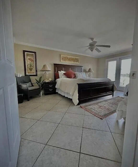 Biloxi Beach Condo-1