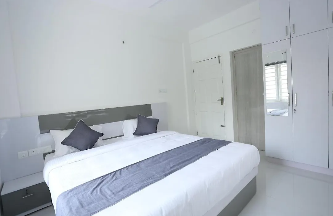 Yelza Hotel And Residence-1
