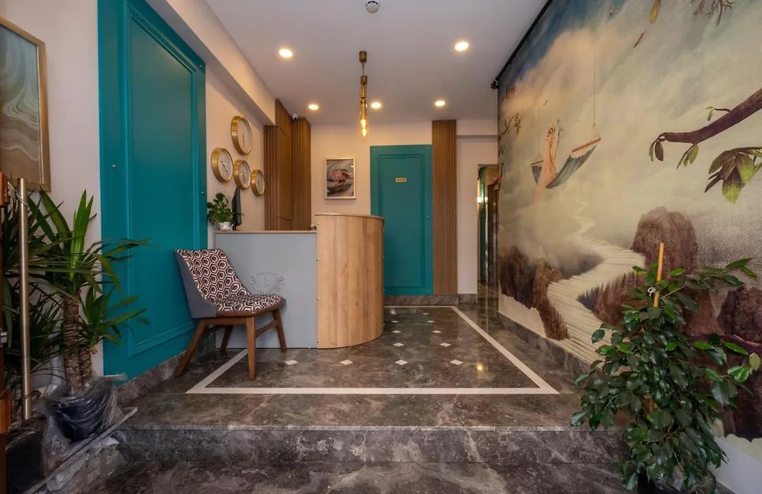 Lynda Hotel-1