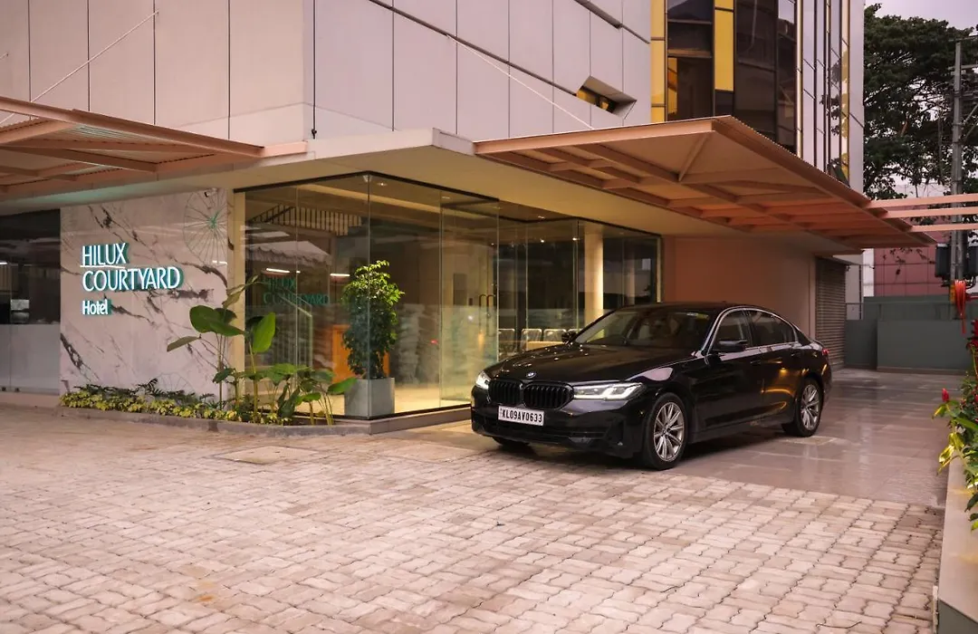 Hilux Courtyard-1