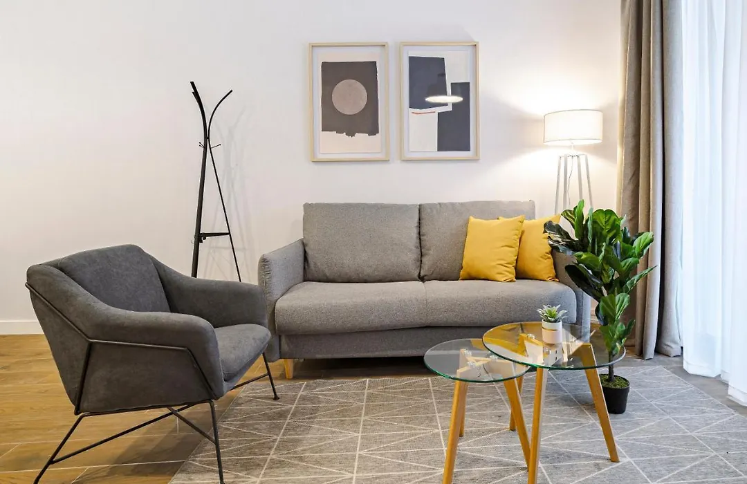 Feelathome Castilla Apartments-1
