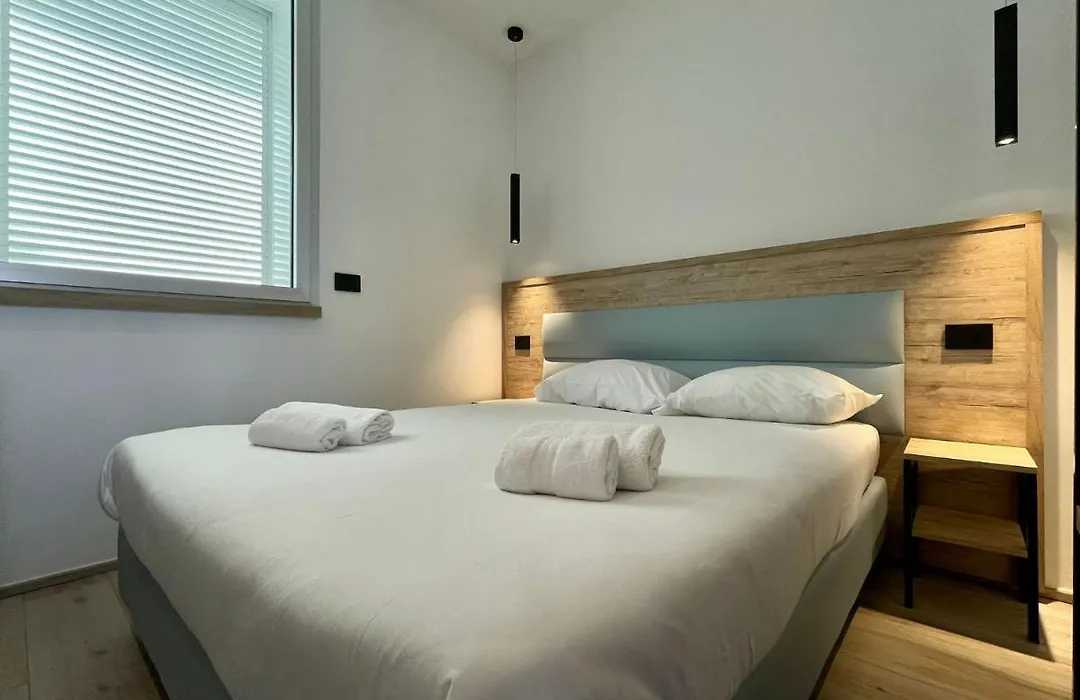 Bari Airport Rooms-1