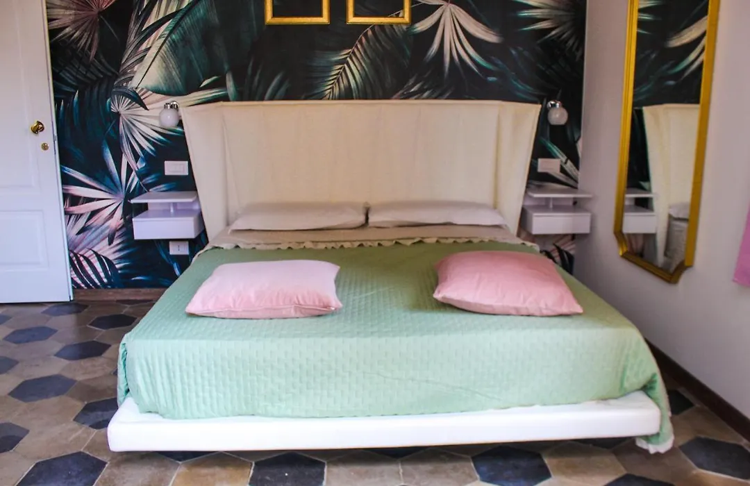 Lion Luxury Rooms-1