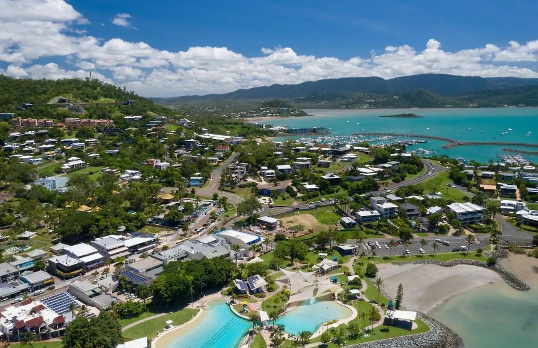 Waterview Airlie Beach-1