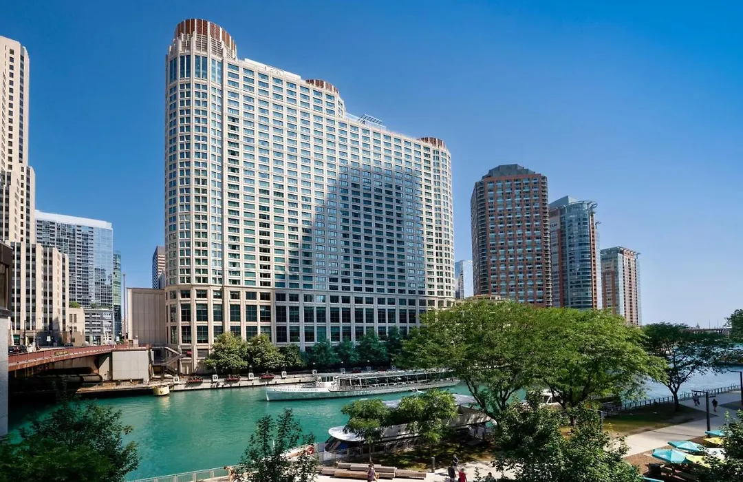 Sheraton Grand Chicago Riverwalk-1
