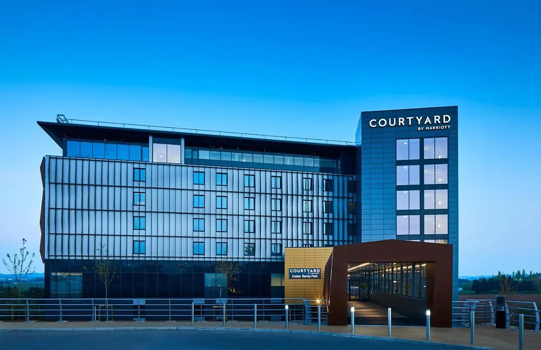 Courtyard By Marriott Exeter Sandy Park-1