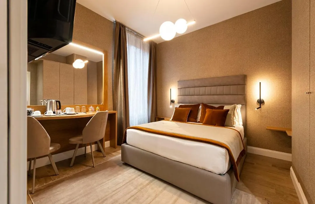 Royal Rooms Corso-1