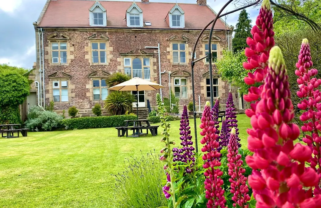 Ruswarp Hall - Whitby (Adults Only)-1