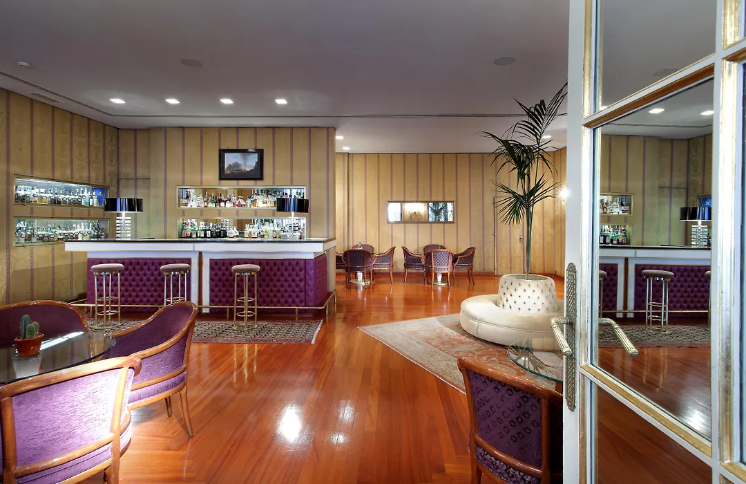 Eurostars Hotel Excelsior-1